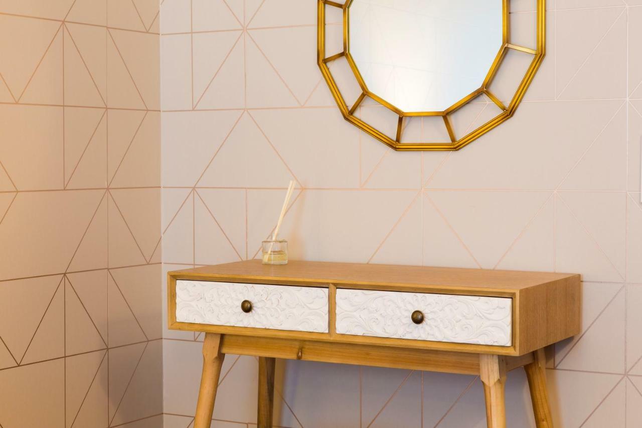 Charming 2-Bedroom Apartment In The City Centre Lisboa المظهر الخارجي الصورة